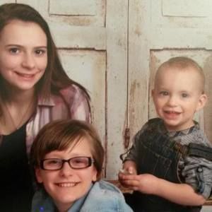 Meet your Posher, Esther