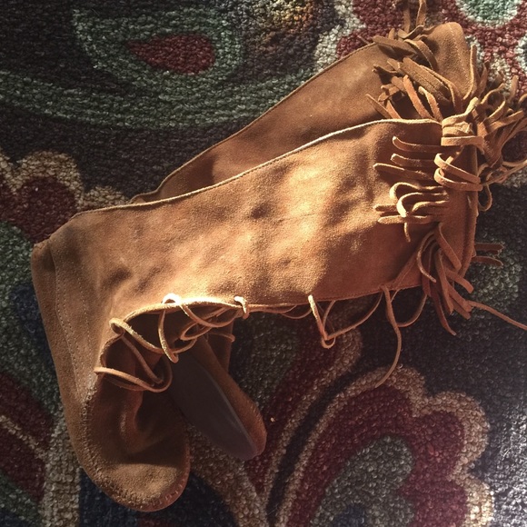 Minnetonka moccasins knee boots