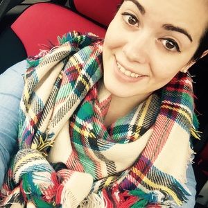 Meet your Posher, Kenna