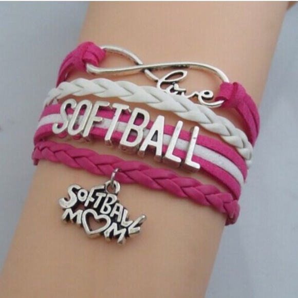 Jewelry - Softball Mom Bracelet✨2 available✨