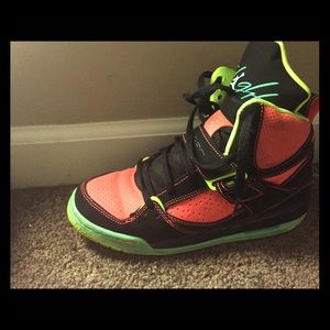 Size 6 multi colored Jordan flights
