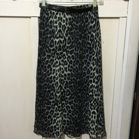 New Forever21 Leopard Midi Skirt