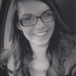 Meet your Posher, Addison