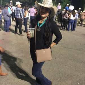 Meet your Posher, Jessica