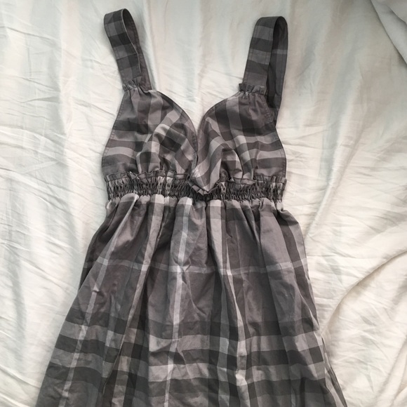 Burberry top