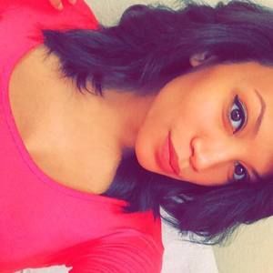 Meet your Posher, Alisha