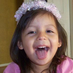 Meet your Posher, Cynthia