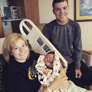 Meet your Posher, Cayli