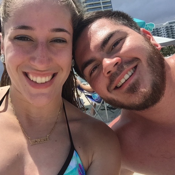 Meet your Posher, Victoria