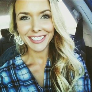 Meet your Posher, Jenny