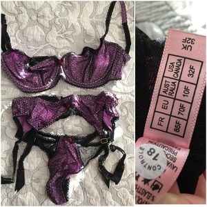 NWOT Agent Provocateur bra, thong & suspender set