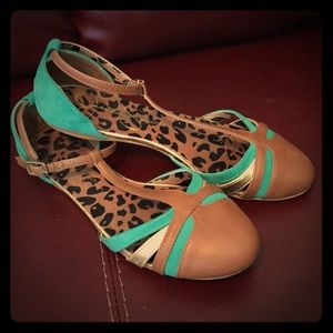 Jessica Simpson T Strap Flats & Sperry Bundle