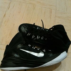 Nike basketball shoes