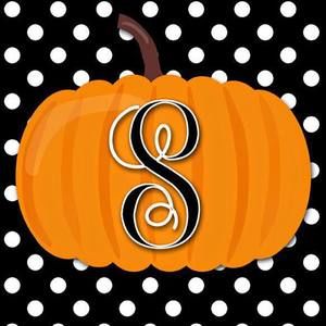 Meet your Posher, Suzanne