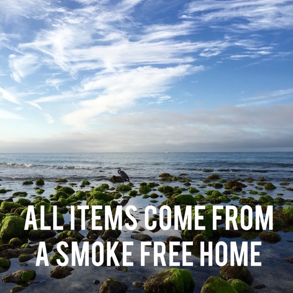 Welcome! Please read this guide to my closet. - Picture 3 of 3