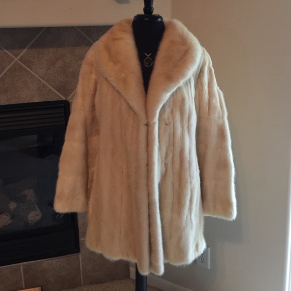 Real mink coat ! Vintage perfect condition!