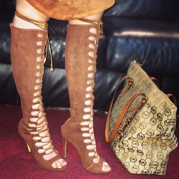 🍃🍁NEW Fall boots
