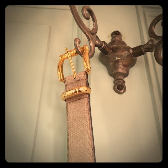 Vintage Talbots creamy, silver belt.