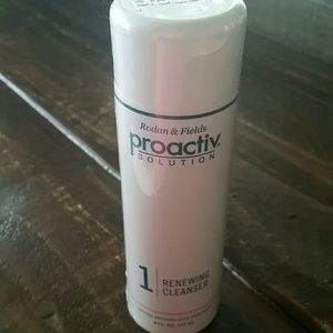 Proactive solution Renewing Cleansers