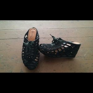 Woman's size 8 sexy shoes