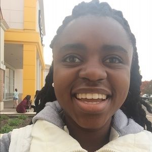 Meet your Posher, Andrea