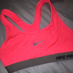 Nike Pro sports bra