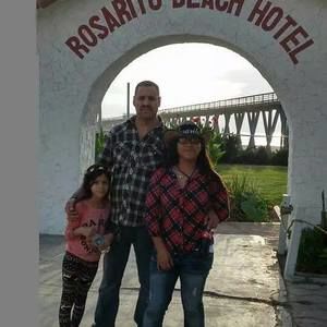 Meet your Posher, Adriel