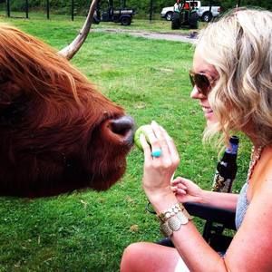 Meet your Posher, Danielle