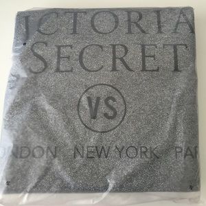 Victoria's Secret Weekender Bag 2015
