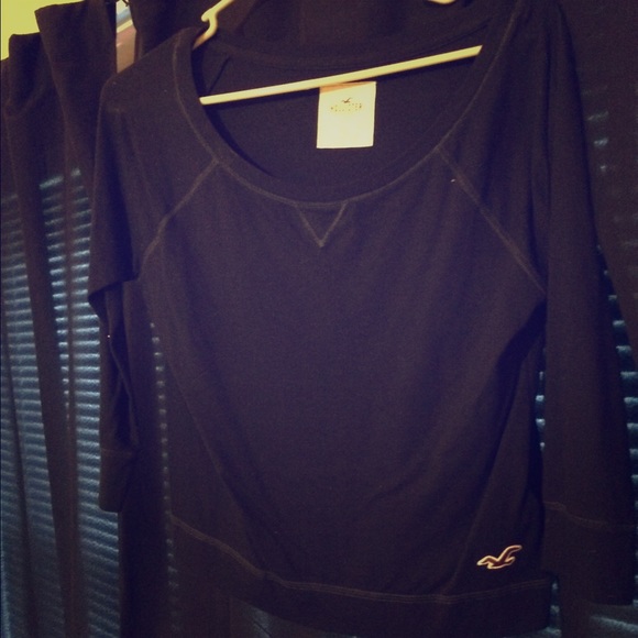 Off the shoulder, quarter sleeve, crop top