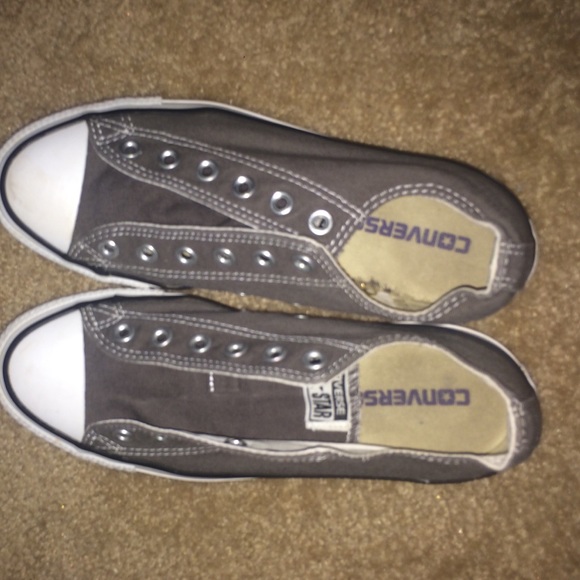 Grey converse - Picture 2 of 4