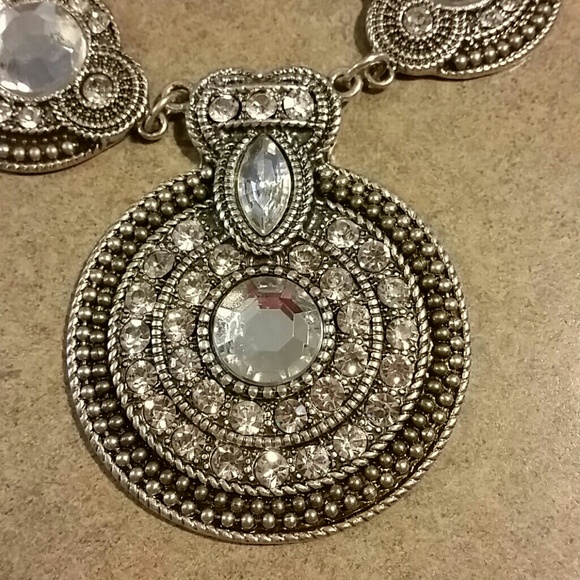 Statement Necklace - Picture 2 of 2