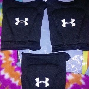 2 sets of Under Armour Volleyball Kneepads