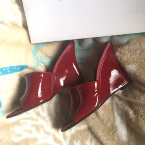 Red Hot Wedges