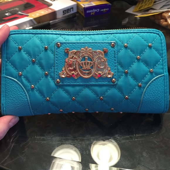 Juicy Couture Wallet/bundled for aleekin. - Picture 3 of 4