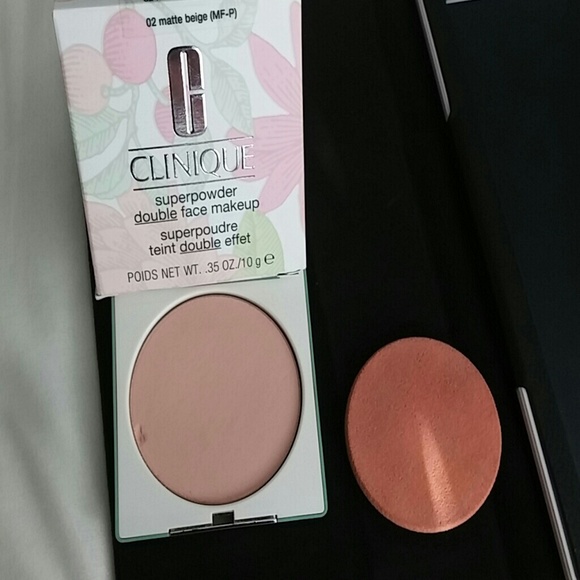 Clinique Superpowder DOUBLE Face Makeup