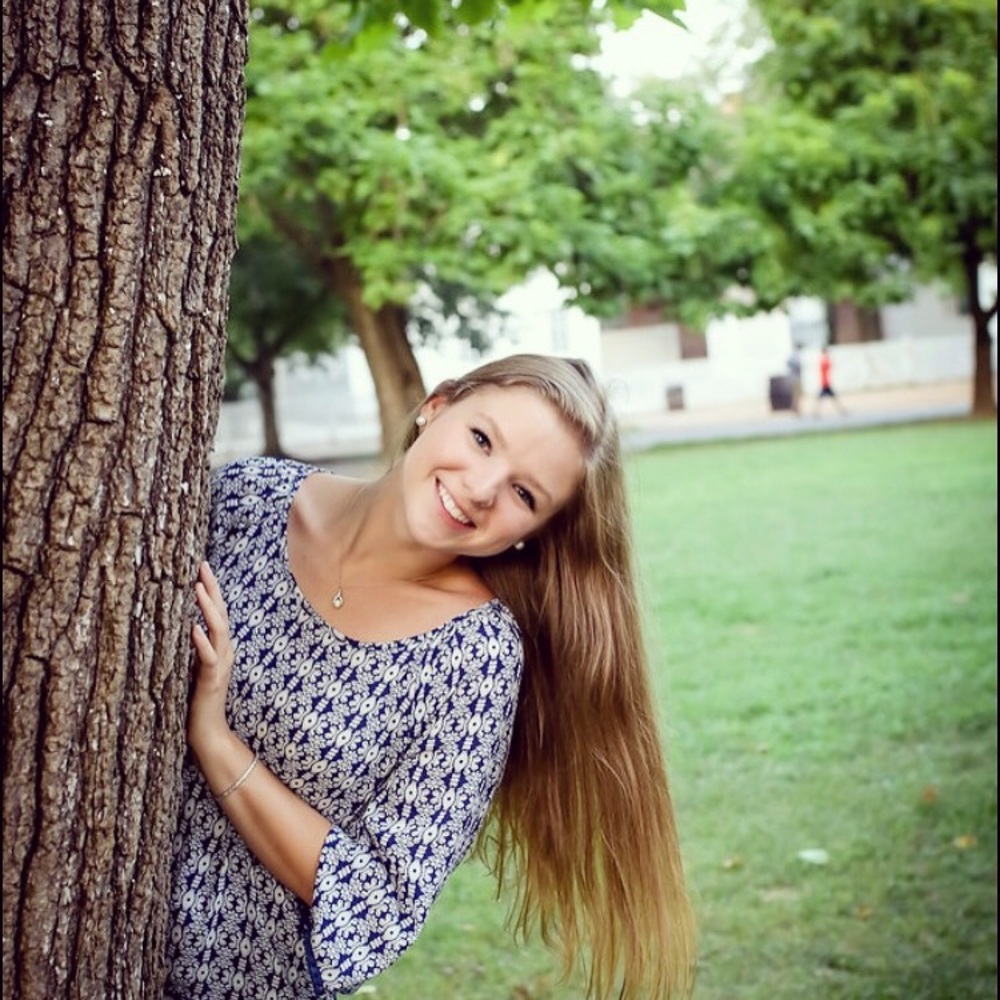 Meet your Posher, Lily