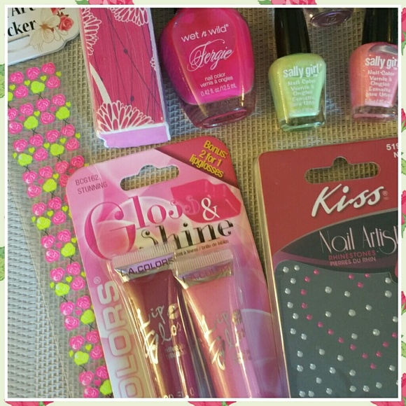*SOLD *ALL NEW*AN ASSORTMENT OF GOODIES - Picture 4 of 4