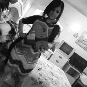 Meet your Posher, Yadira