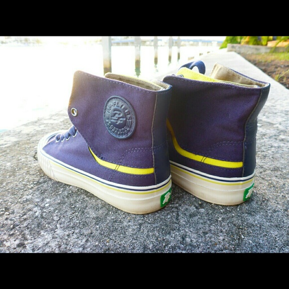 Amazing hi-tops - Picture 2 of 4