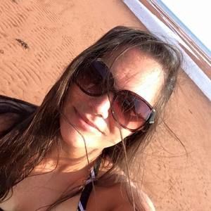 Meet your Posher, Alexandra