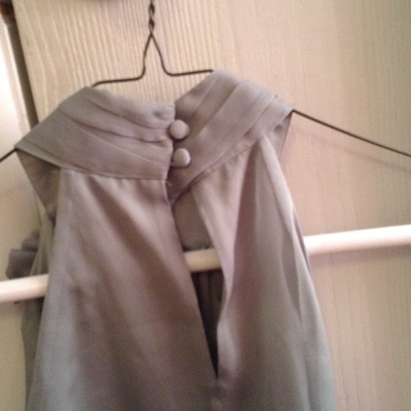 Sleeveless formal tank - Picture 4 of 4