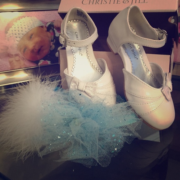 Christie & Jill White Dress Heels size 8 toddler