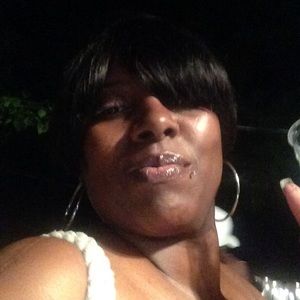 Meet your Posher, Felicia