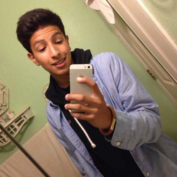 Meet your Posher, Fernando - Picture 1 of 1