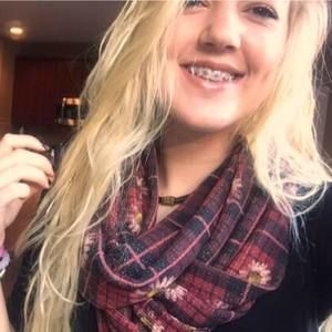 Meet your Posher, Sarina