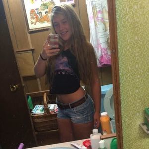 Meet your Posher, Chrissy