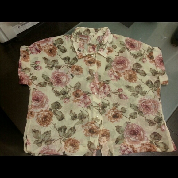 Flower Shirt - Was $7 - Picture 2 of 3