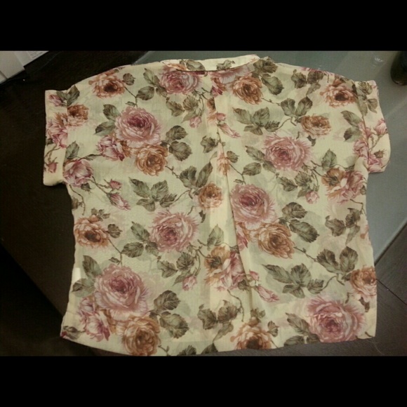 Flower Shirt - Was $7 - Picture 3 of 3
