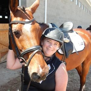 Meet your Posher, Deena